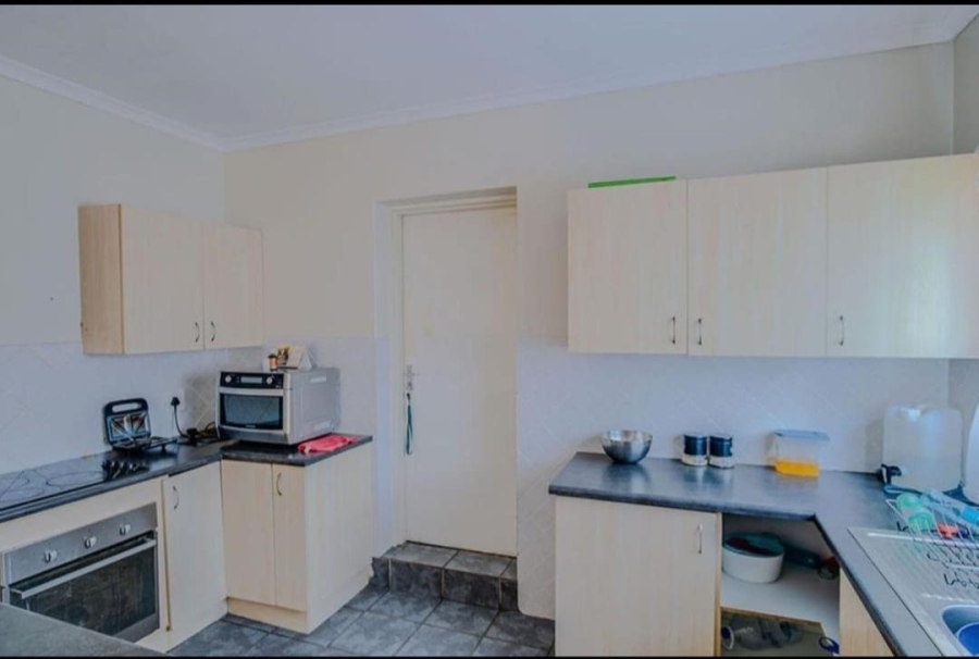 5 Bedroom Property for Sale in Overbaakens Eastern Cape